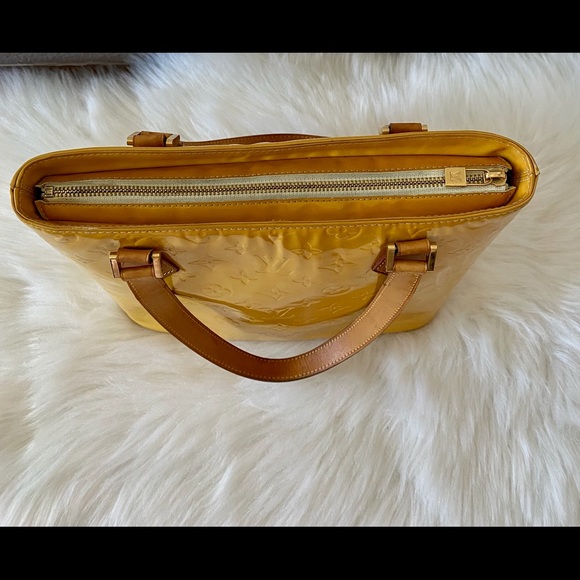 SOLD‼️ 💛 Louis Vuitton Houston Bag - Picture 5 of 16